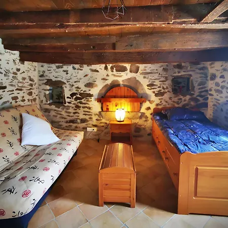 De Felgines Prázdninový dům Boisset (Cantal)